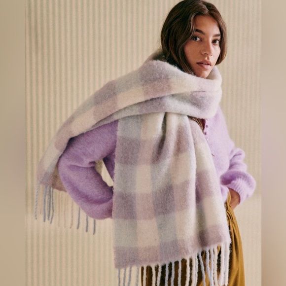 Sezane Louise scarf - Picture 2 of 6